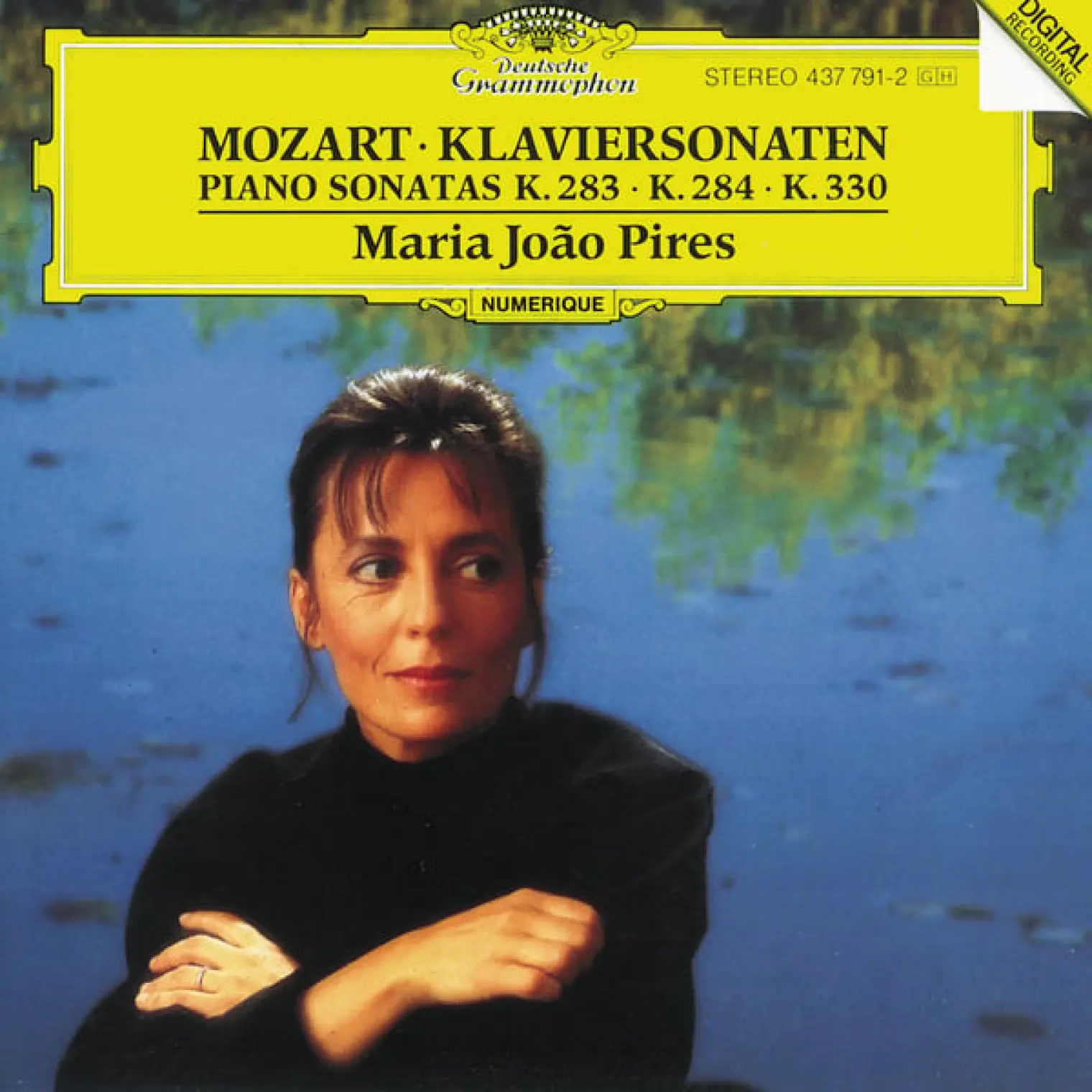 Mozart: Piano Sonatas K.283, K.284 & K.330 -  Maria João Pires 