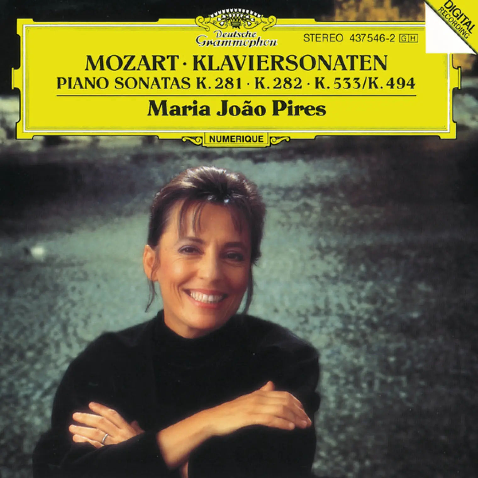 Mozart: Piano Sonatas K.281, K.282, K.533/494 -  Maria João Pires 